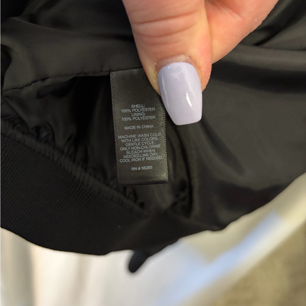 Express Black Bomber Jacket with embroidered patc… - image 7